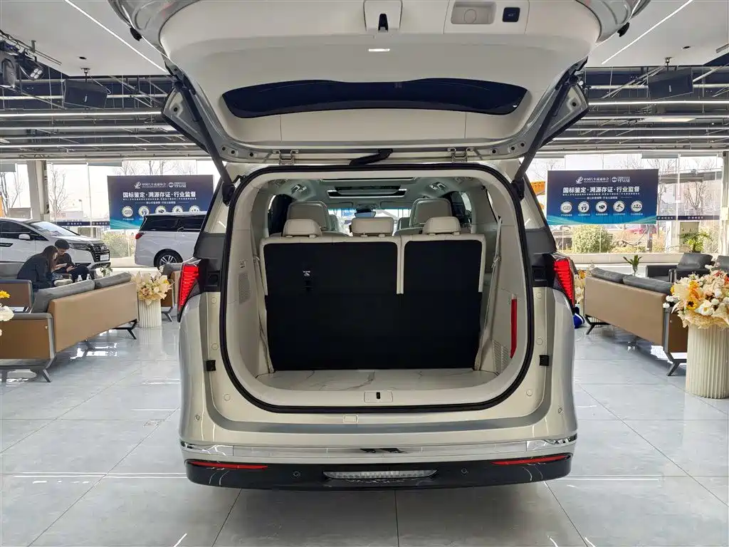 Buick GL8 New Energy 2024 Landglory Premium Edition 7-Seater фото 26