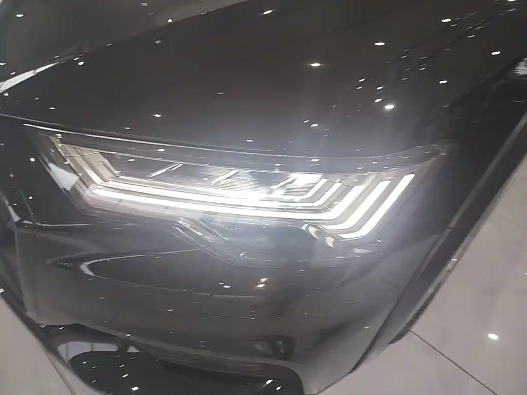 Audi A6 (Import) 2023 2022 allroad quattro Explorer 55 TFSI Premium Off-road