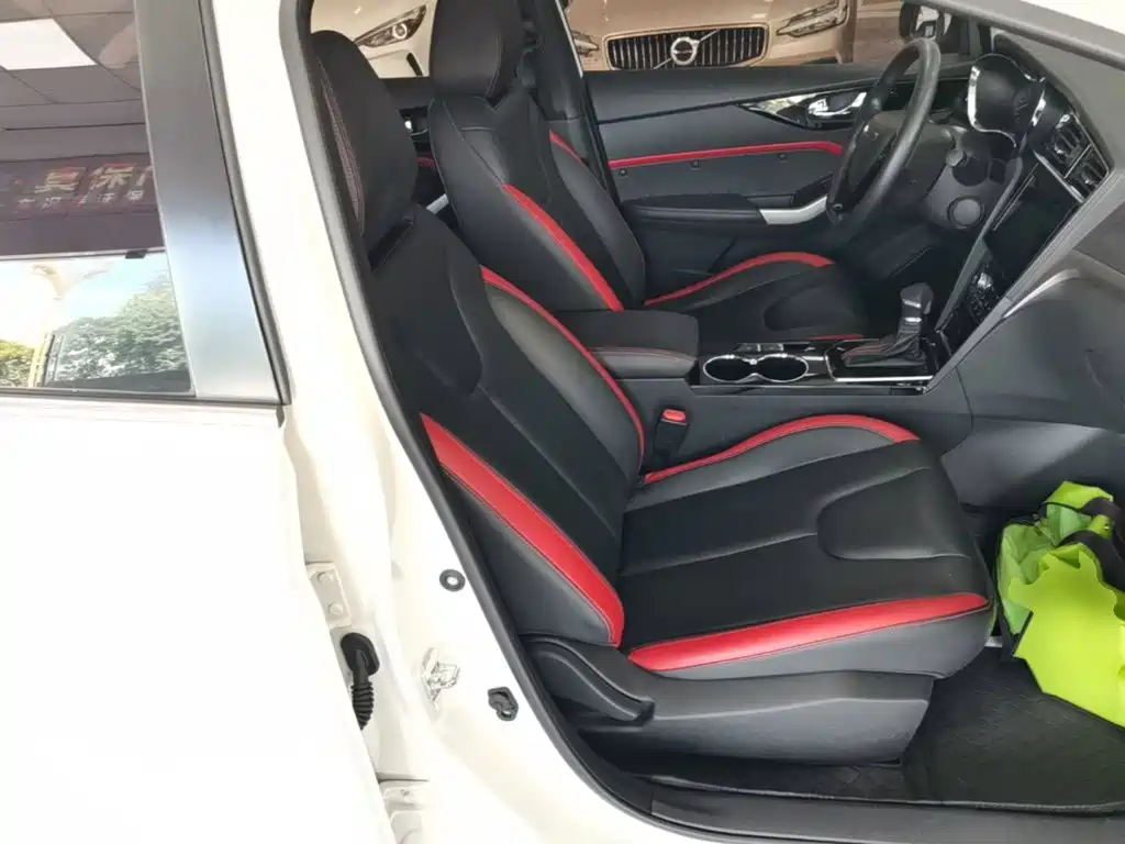 Venucia D60 2021 2020 1.6L XL CVT Delight Edition
