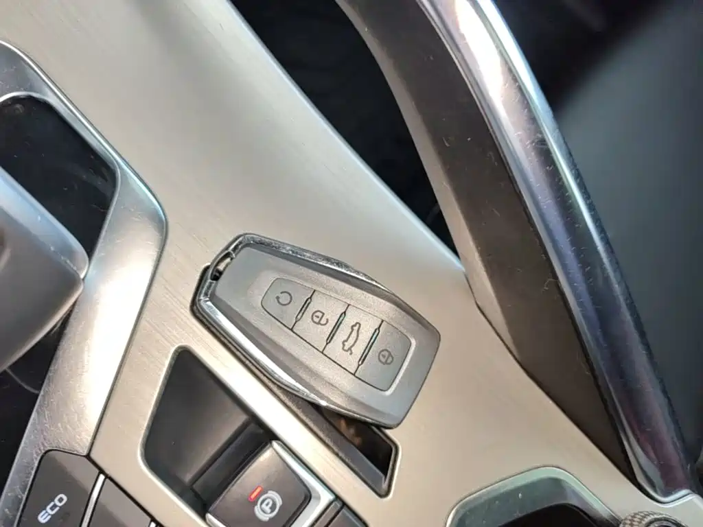 Geely Binyue 2018 2019 Sport 260T DCT Battle China V