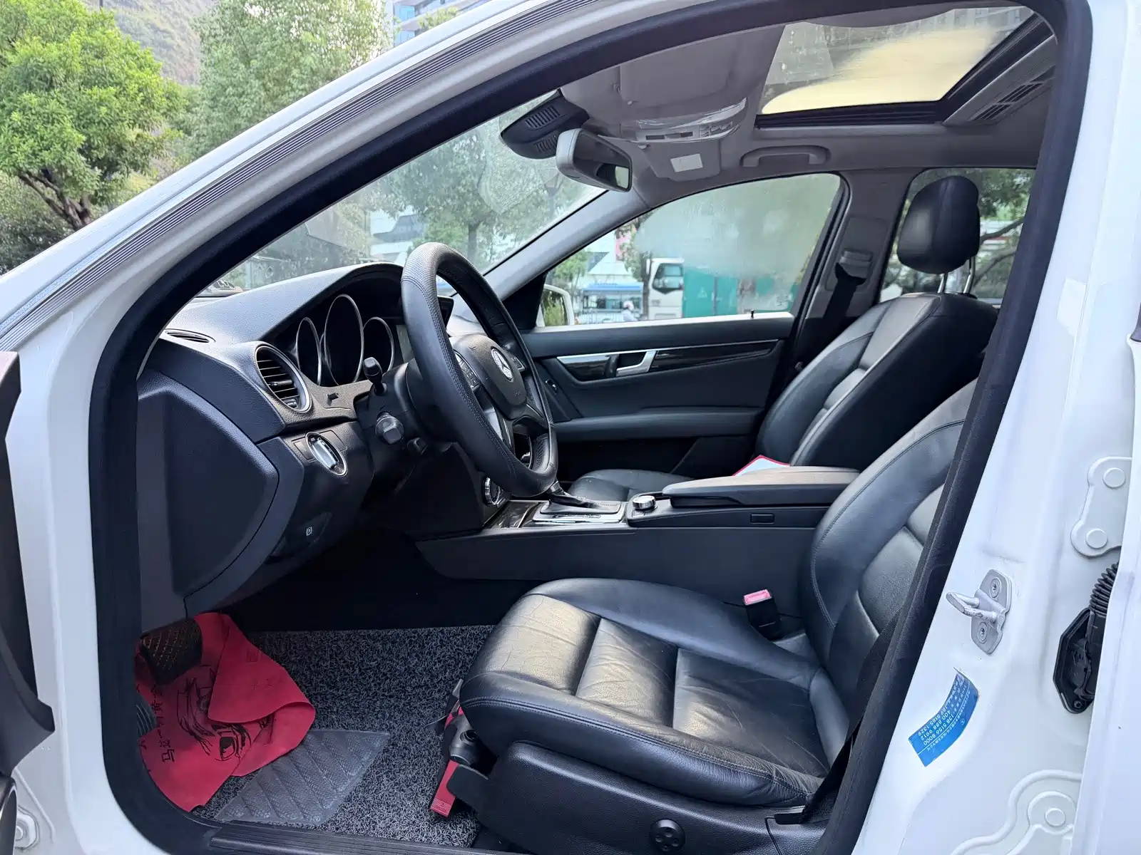 Фото 5 - Mercedes-Benz C-Class