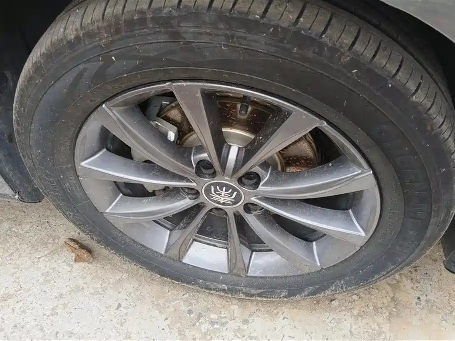 BYD Qin L 2025 EV 545KM Superior фото 6