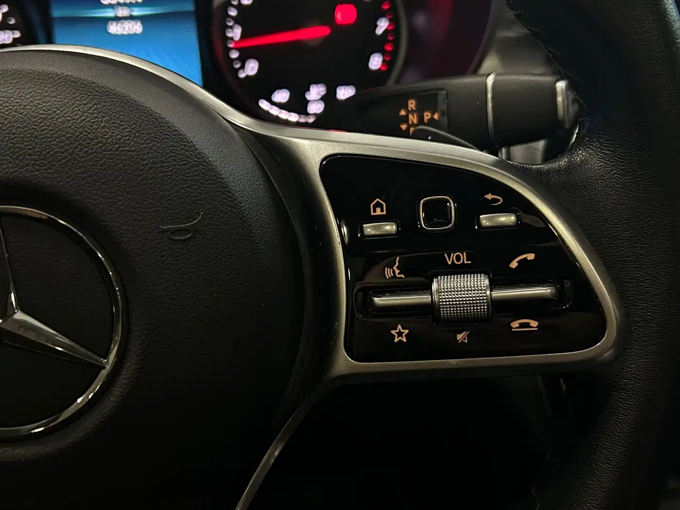 Mercedes-Benz C-Class 2019 C 180 L Fashion Sport Edition фото 12