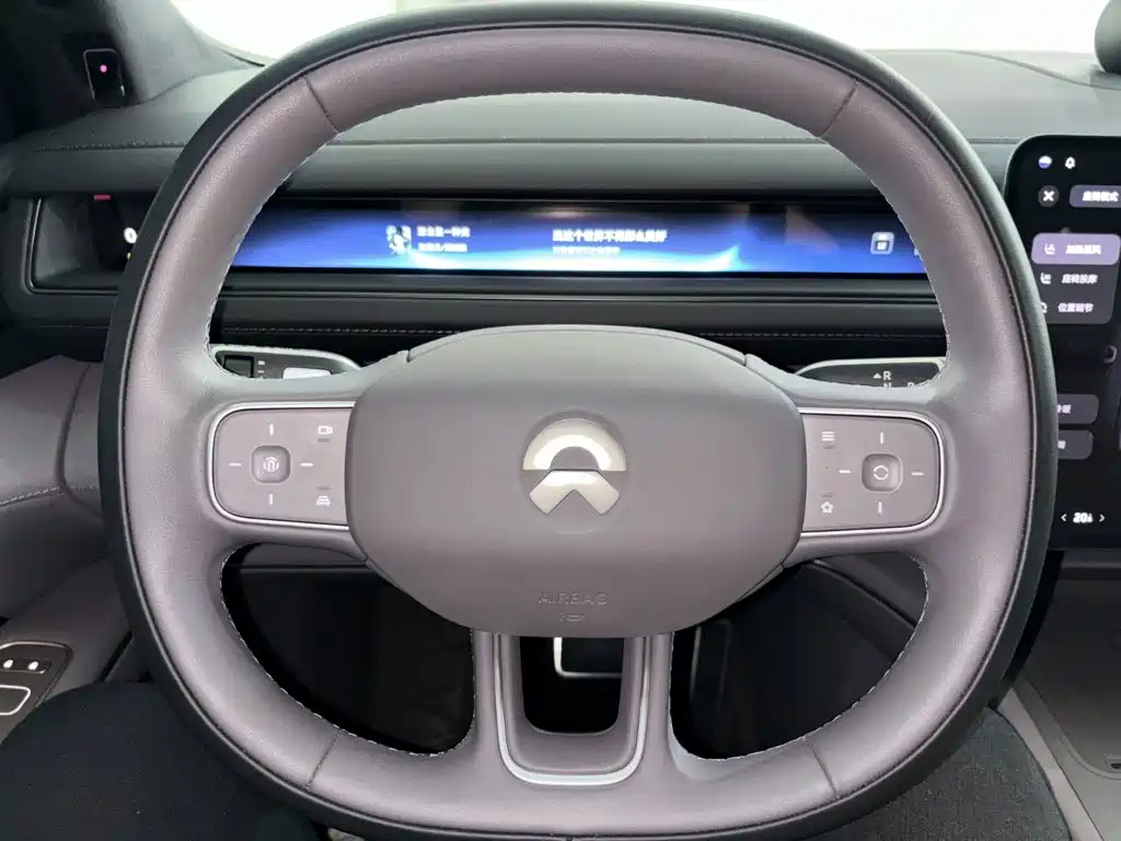 NIO ES8 2026 2025 Model 6-Seat Executive Luxury Edition