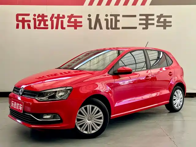 Volkswagen Polo 2016 1.6L Automatic Comfort — фото 1