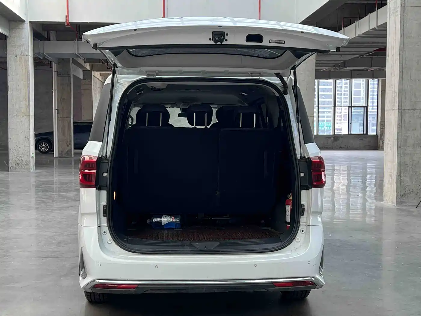 SAIC Maxus Maxus G20 2023 2023 ES 2.0T Diesel Manual Value Touring Edition