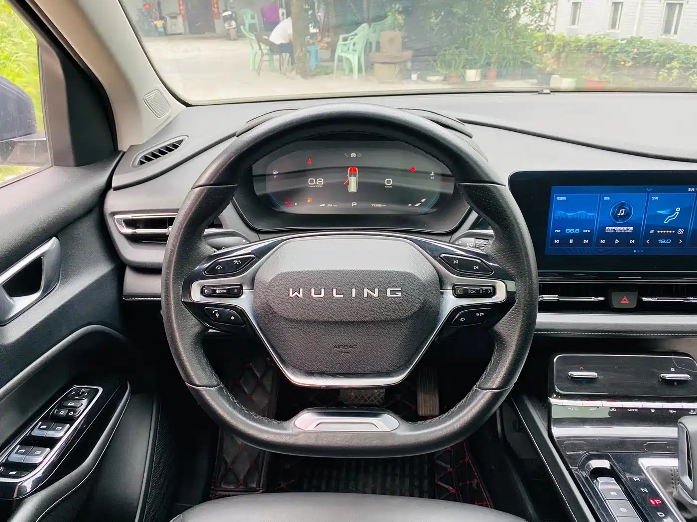 Wuling Motors Wuling Victory 2021 2020 Model 1.5T CVT Flagship First Class