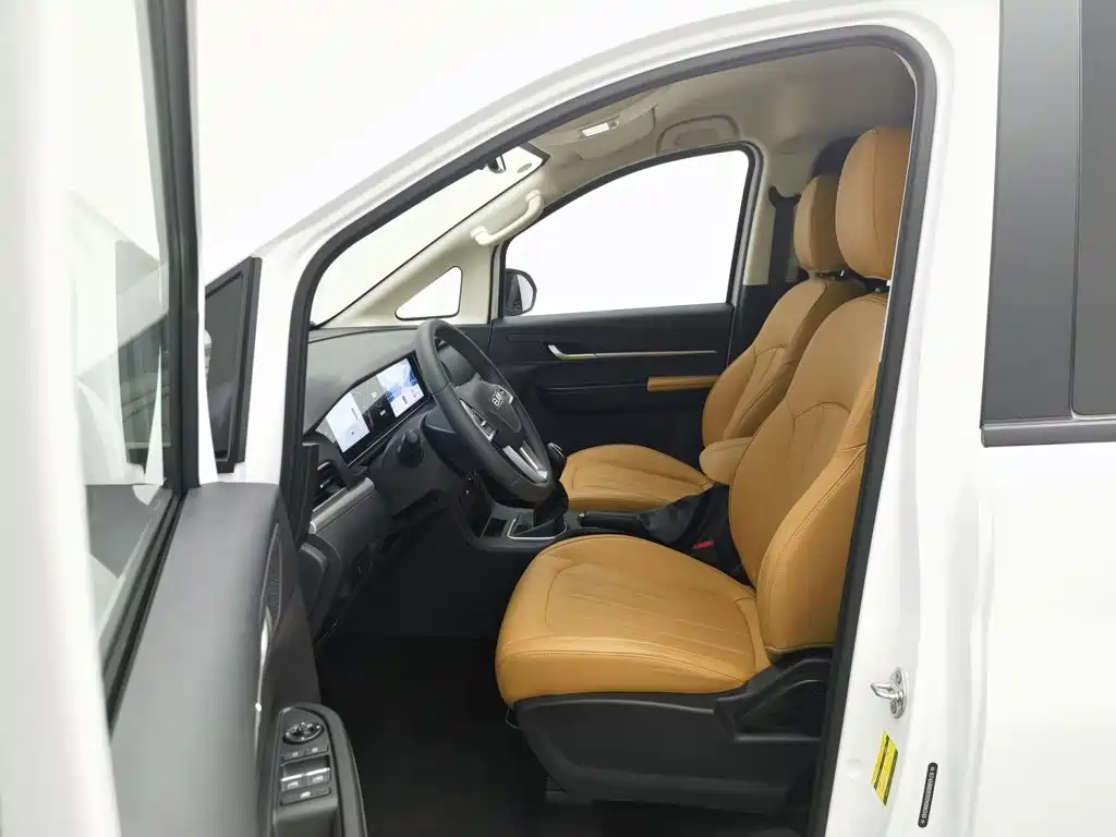 BAW Ruisheng Ace M7 2026 2025 Model 2.0L Manual Long Wheelbase Luxury 7-Seater