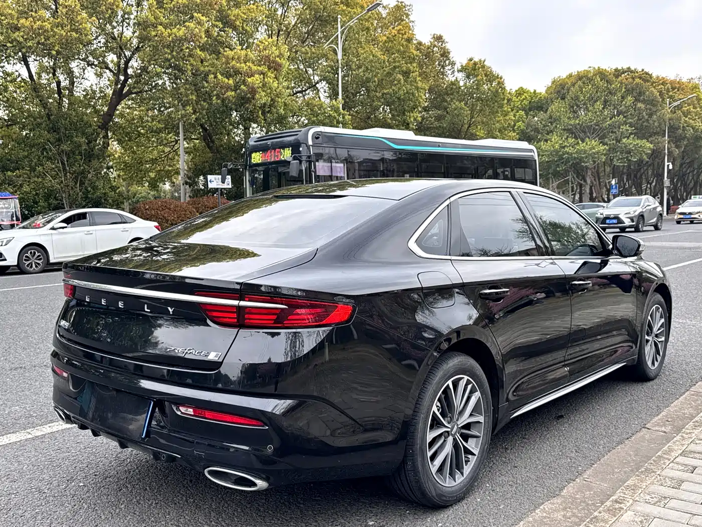 GEELY AUTOMOBILE XINGRUI