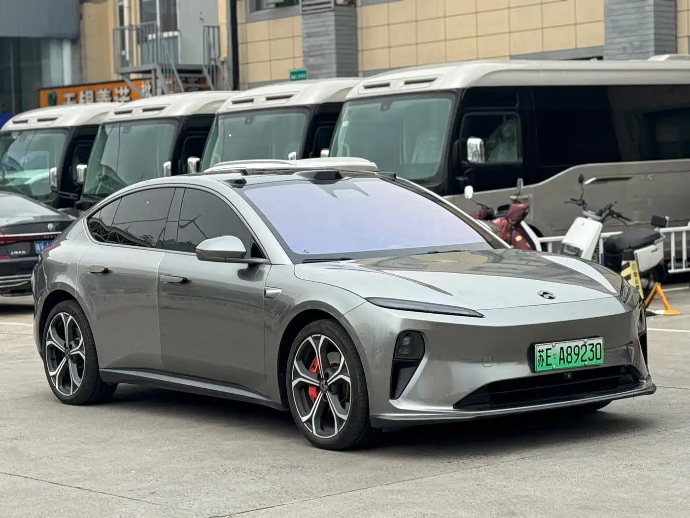NIO NIO ET5