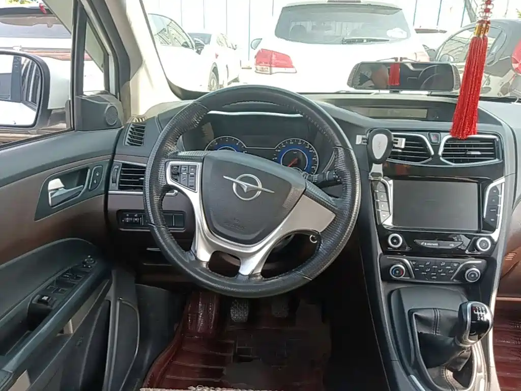 Haima V70 2016 2016 2.0L Manual Smooth Type 6-seater