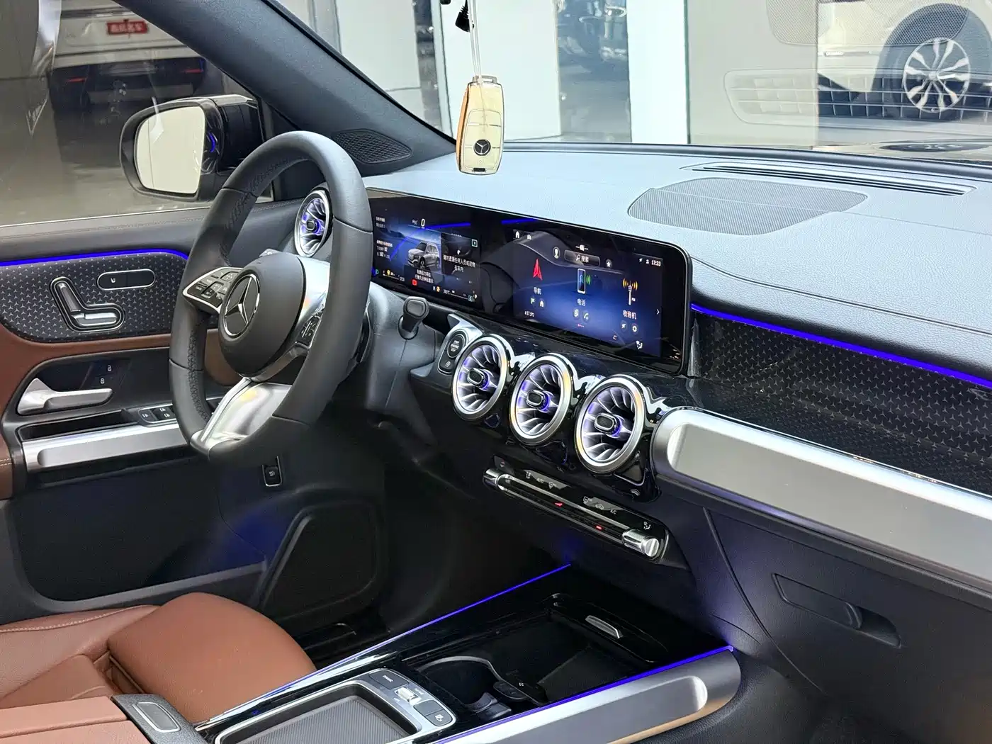 Mercedes-Benz GLB 2025 2025 Model GLB 220 Fashion Style