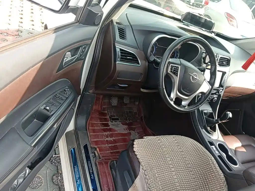 Haima V70 2016 2016 2.0L Manual Smooth Type 6-seater