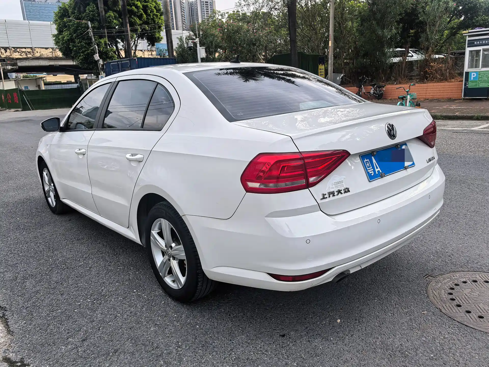 Photo 5 - Volkswagen Lavida