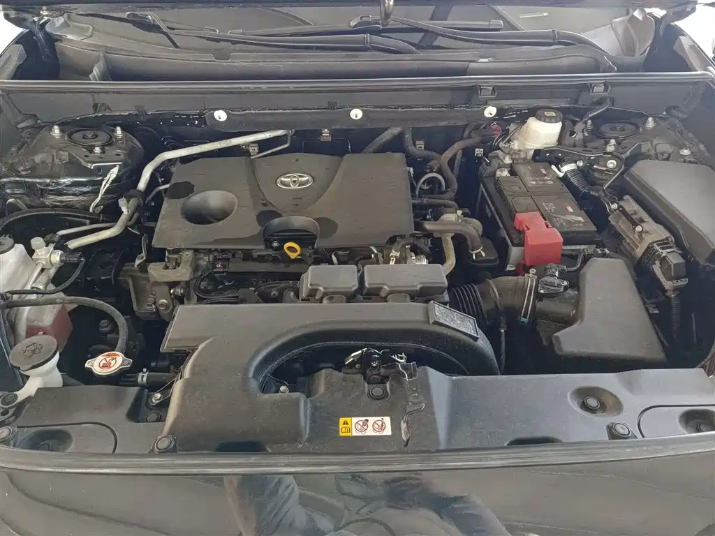 Toyota Wildlander 2022 2.0L CVT FWD Luxury Edition фото 10