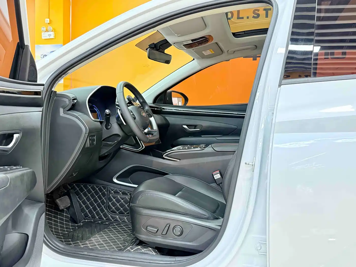 Hyundai Tucson 2023 2023 Tucson L 1.5T Automatic 2WD DLX Luxury Edition