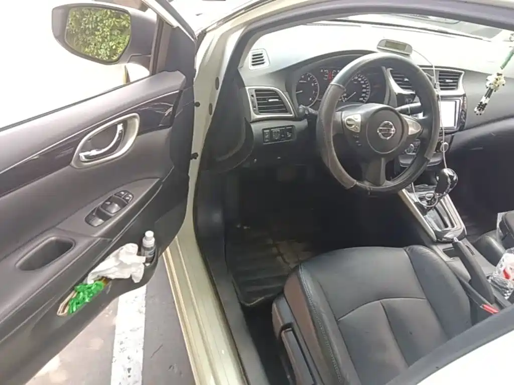 Фото 21 - Nissan Sylphy
