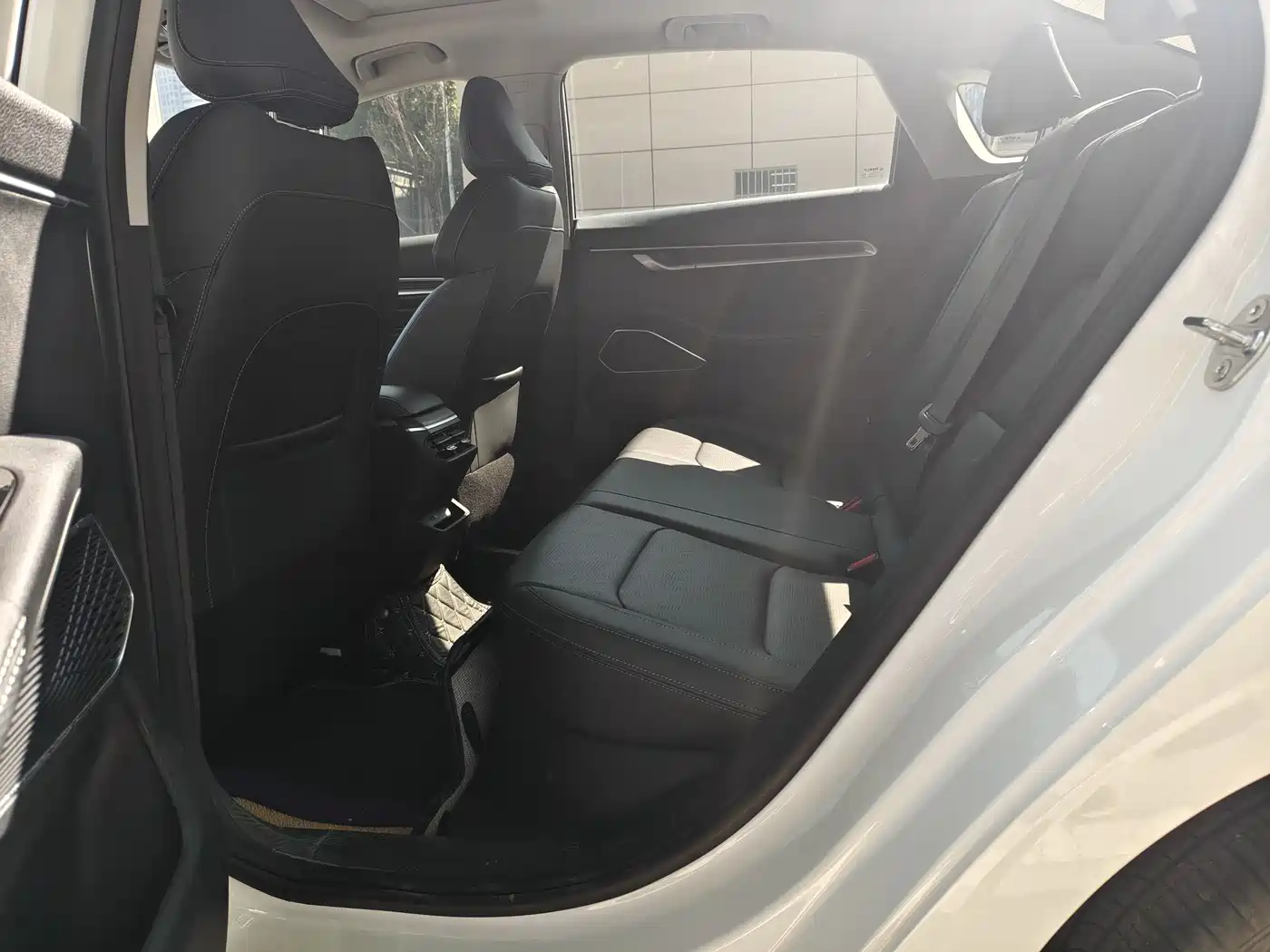 GEELY AUTOMOBILE EMGRAND