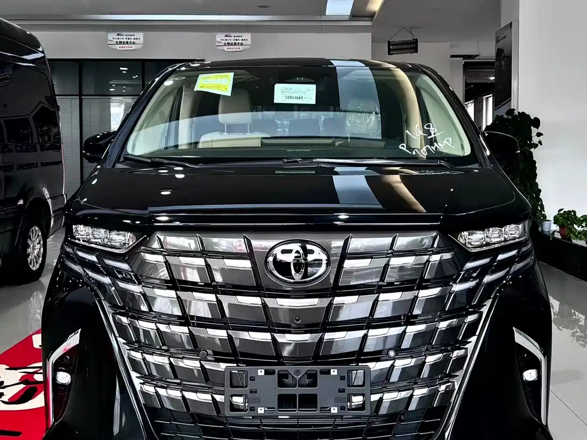 Toyota Alphard 2024 Hybrid 2.5L Ultimate Enjoyment Edition