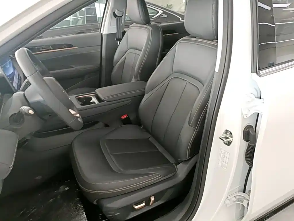 Wuling Motors Wuling Xingguang 2026 2025 510km Smart Advanced