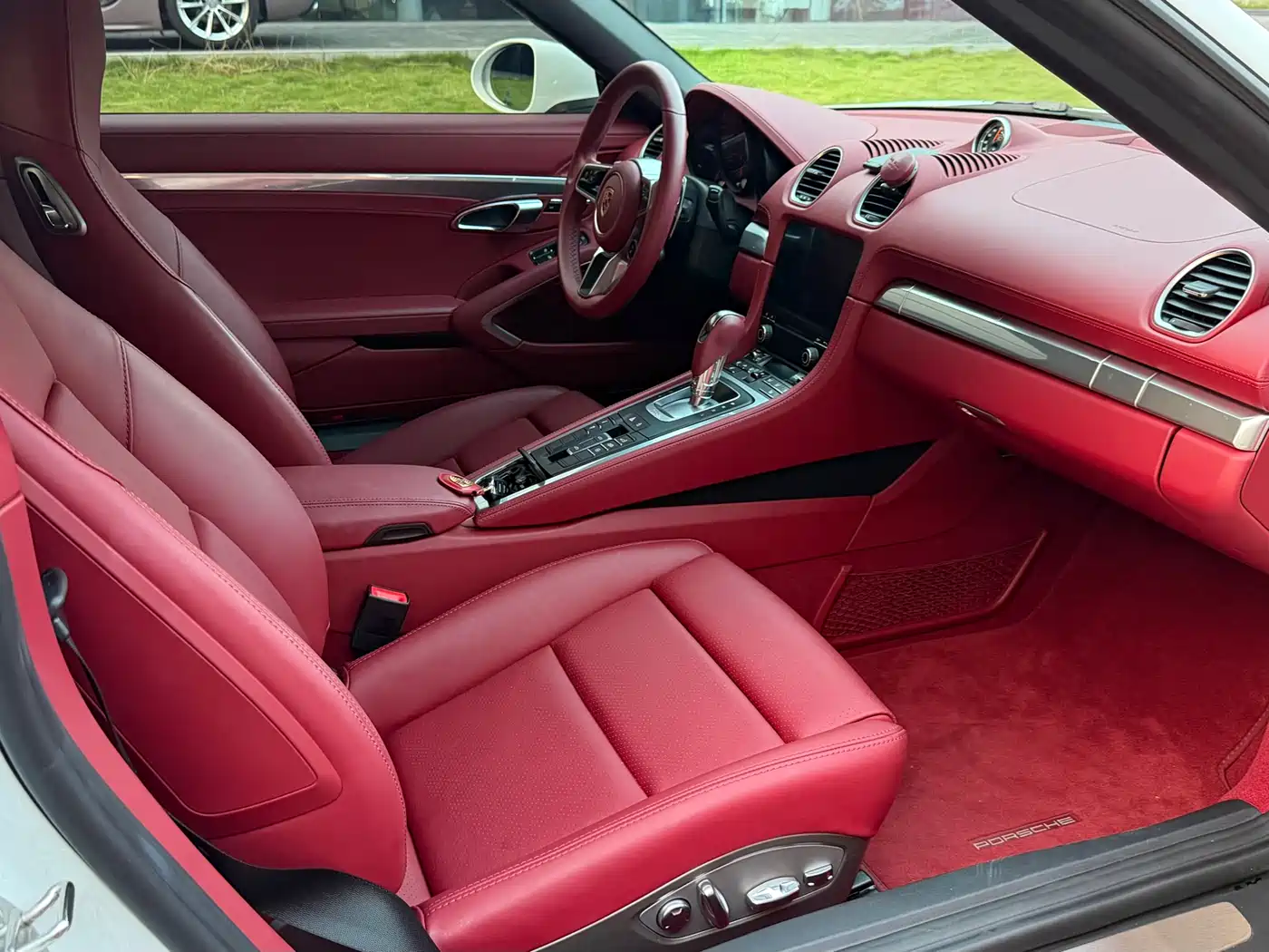 Porsche 718 2023 Boxster Style Edition 2.0T фото 9