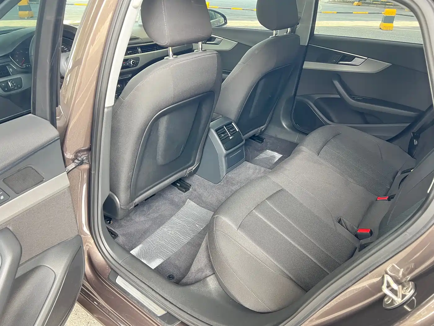 Audi A4L 2019 40 TFSI Progressive (China VI) фото 10