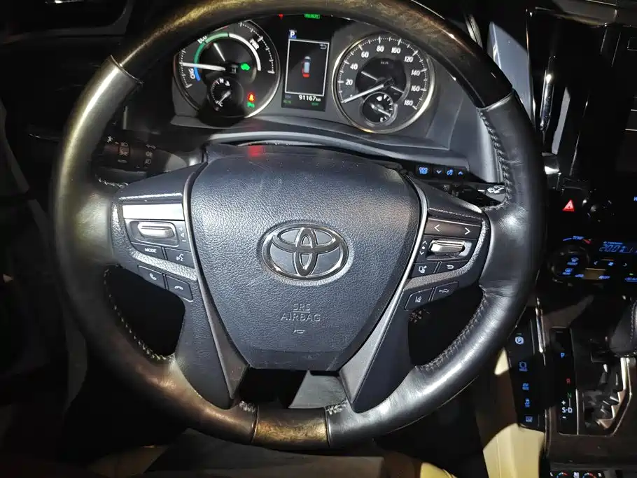 صورة 15 - Toyota Vellfire