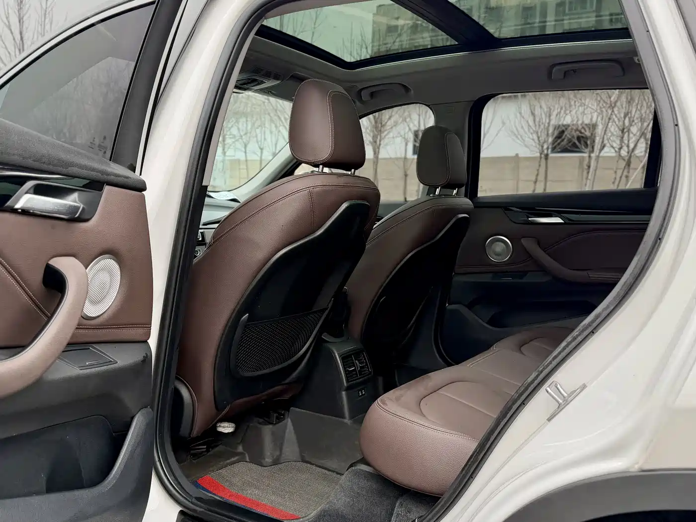 BMW X1 2022 sDrive25Li Leading фото 15