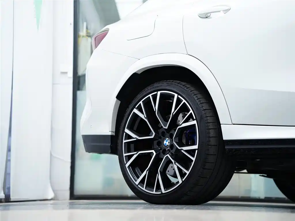 BMW X6 M 2022 X6 M фото 49