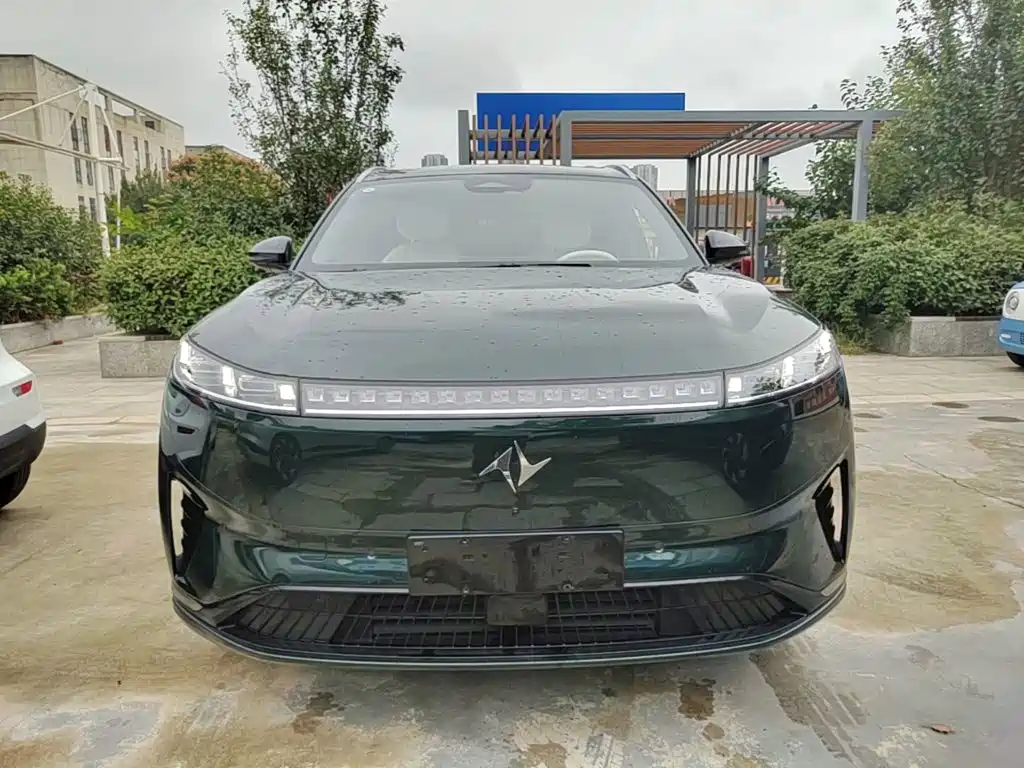 Photo 3 - Dongfeng Yipai eπ008