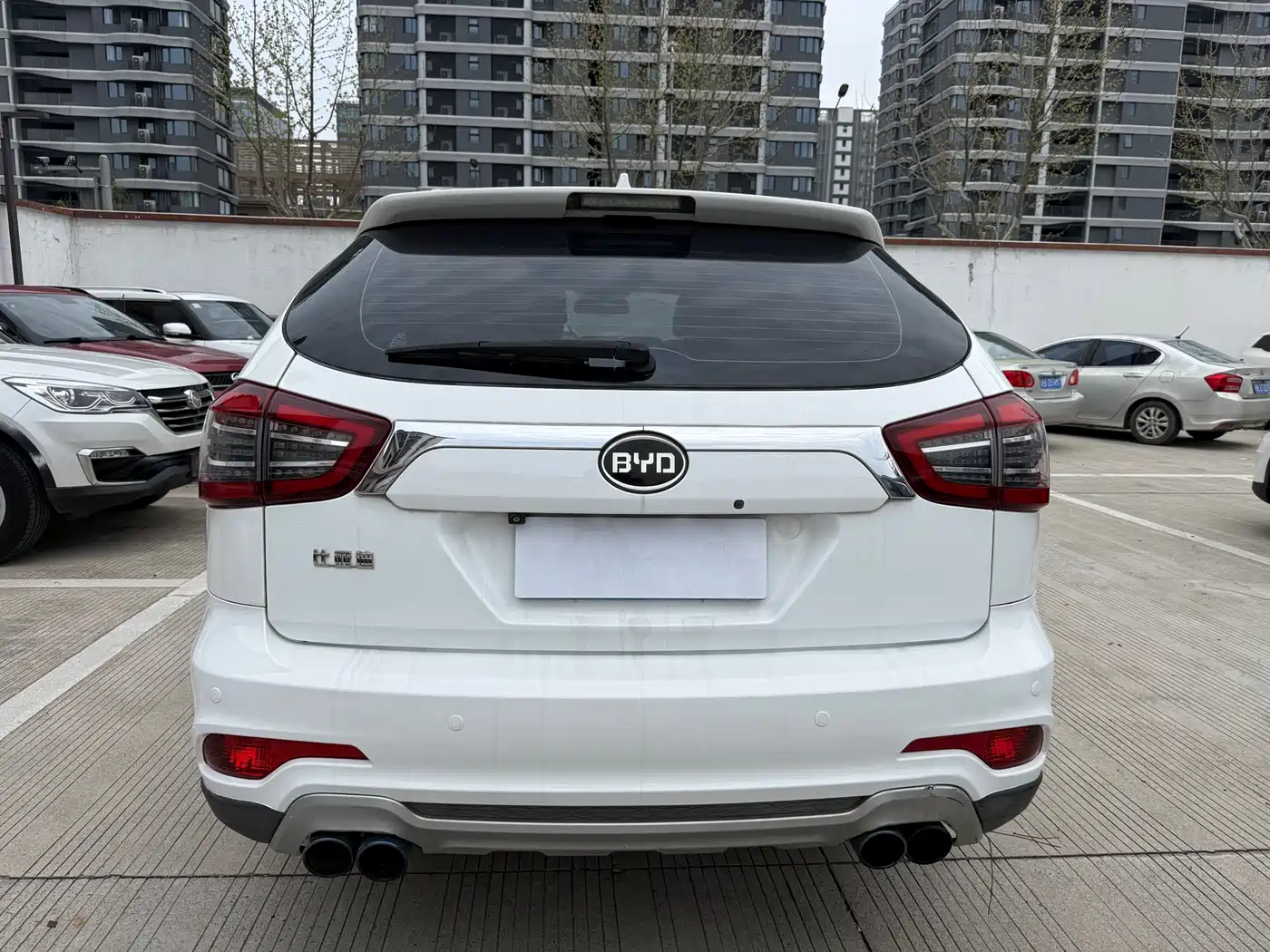 BYD S7
