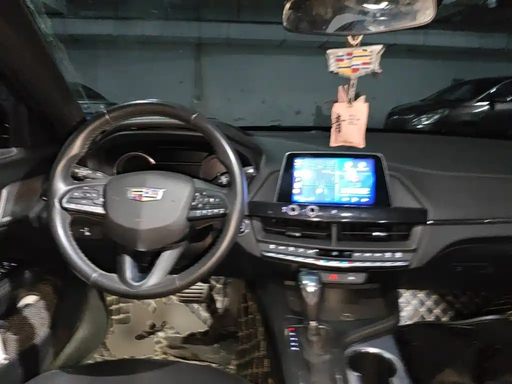 Cadillac CT4 2024 2023 25T Luxury Model