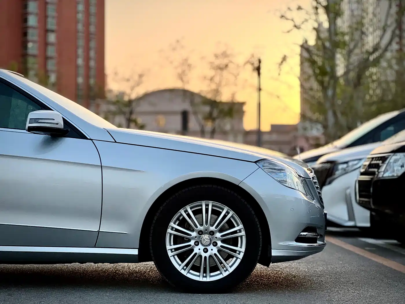 Mercedes-Benz E-Class 2011 E 300 L Elegance фото 43