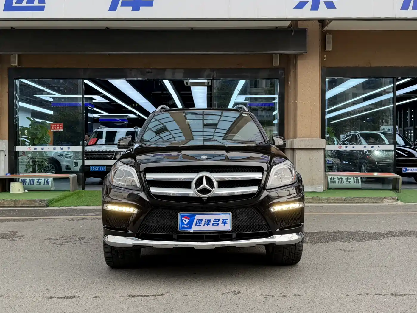 Mercedes-Benz GL-Class 2014 GL 350 CDI 4MATIC фото 2