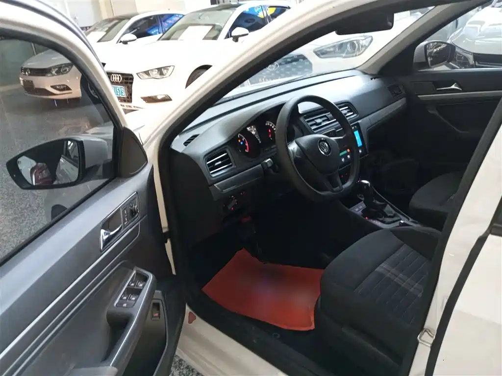 Volkswagen Lavida 2019 Lavida Start 1.5L Auto Trend (China VI) фото 13