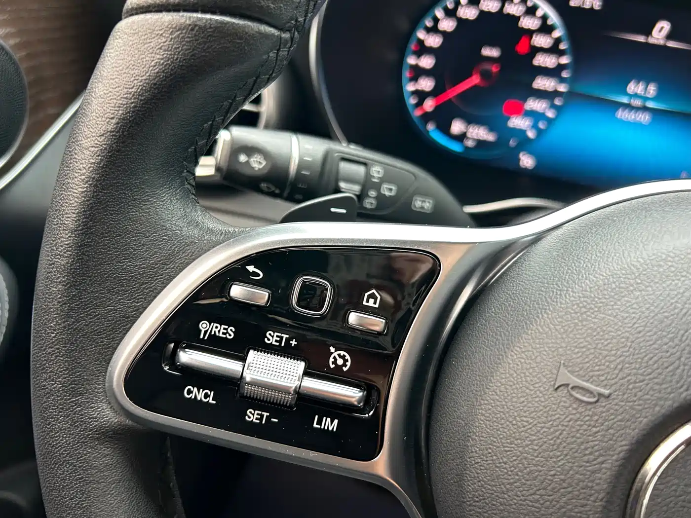 Mercedes-Benz GLC 2022 Facelift GLC 300 L 4MATIC Dynamic фото 22