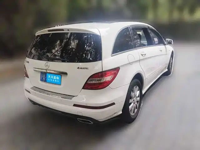 Mercedes-Benz R-Class 2017 R 320 4MATIC Business Collector's Edition — фото 2