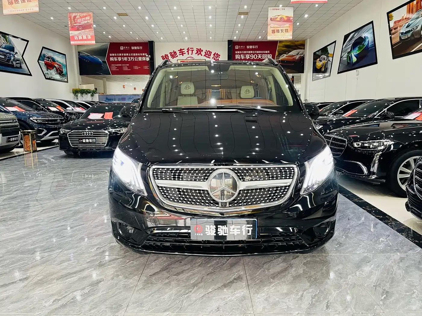 Mercedes-Benz Vito 2021 2.0T Elite 7-Seater фото 3