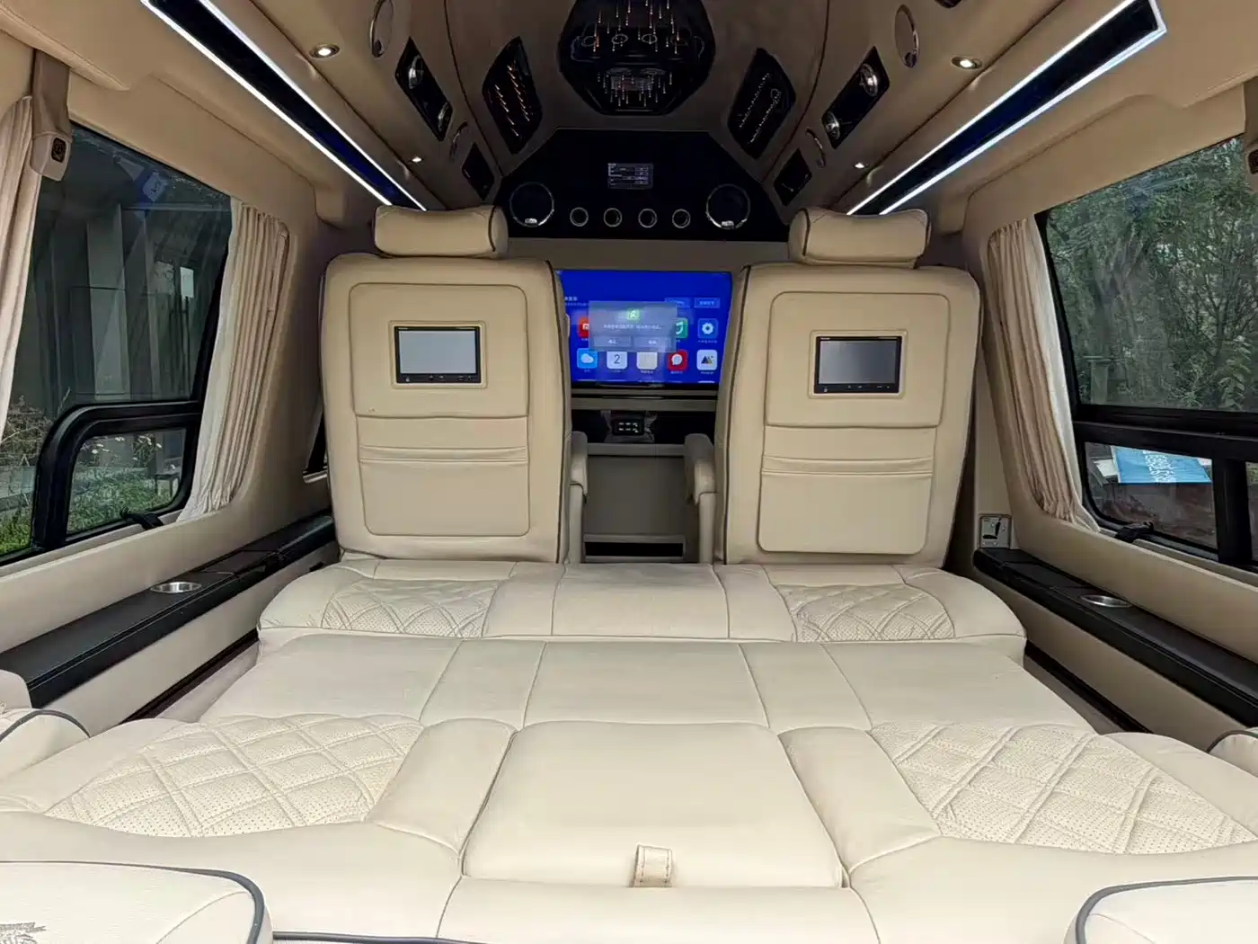 GMC Savana 2014 2014 5.3L AWD Leader Edition