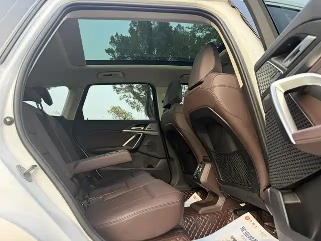 BMW X1 2023 sDrive25Li M Sport Package — фото 4