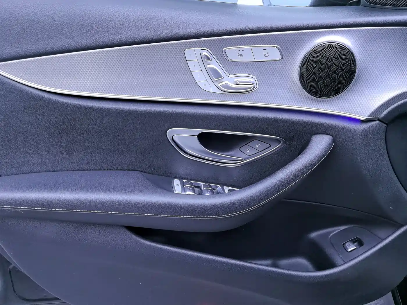Mercedes-Benz E-Class (Import) 2020 E 260 Sport 4MATIC фото 4