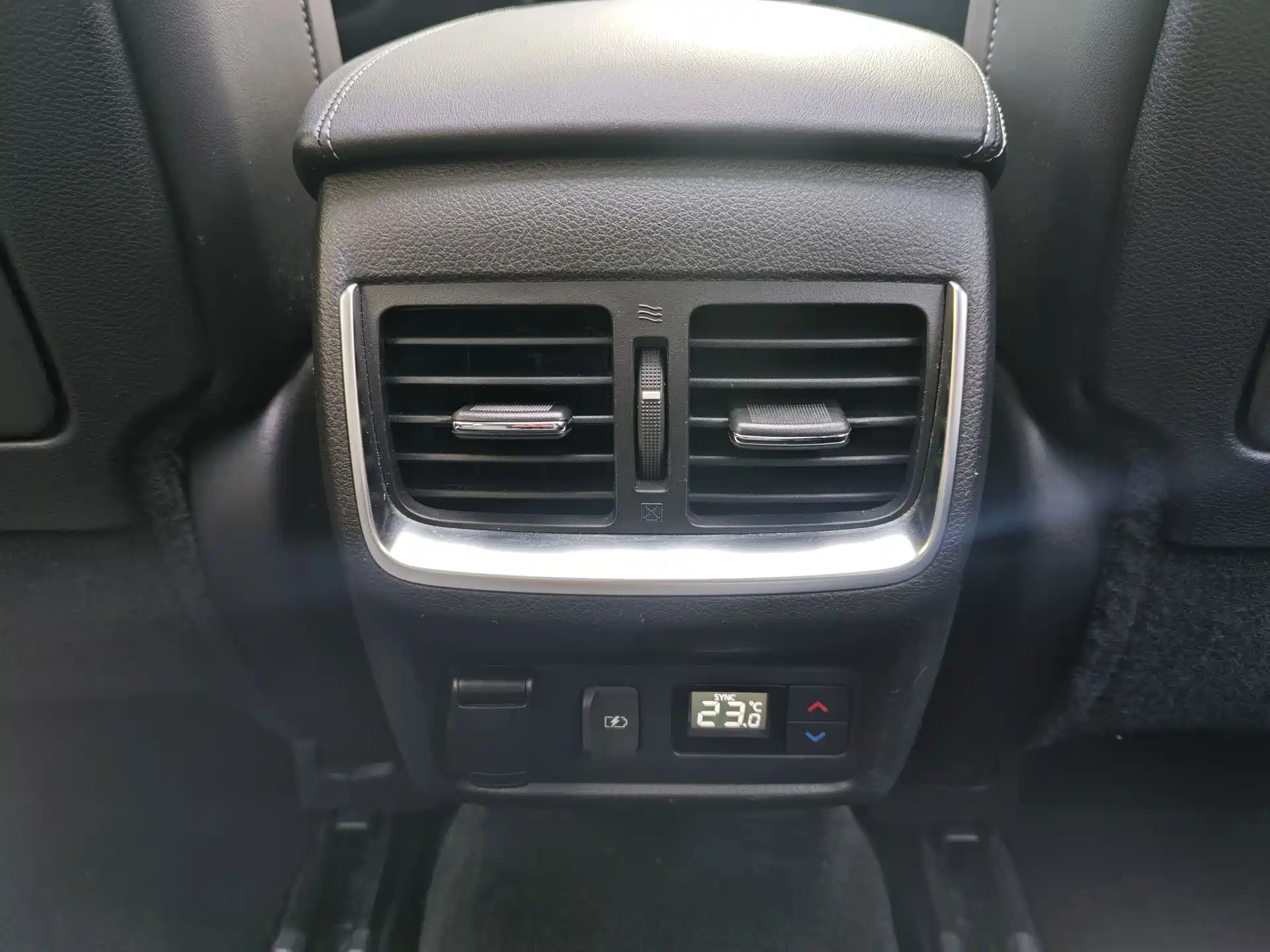 Фото 22 - Infiniti QX50