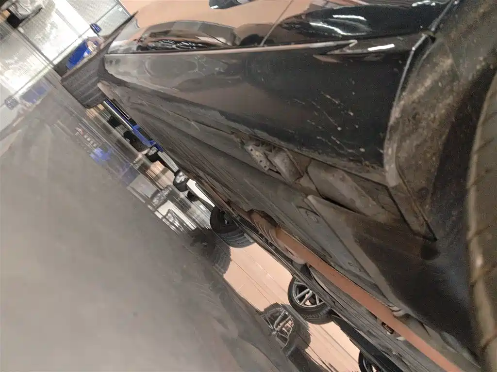 Mercedes-Benz E-Class 2020 E 260 L фото 20