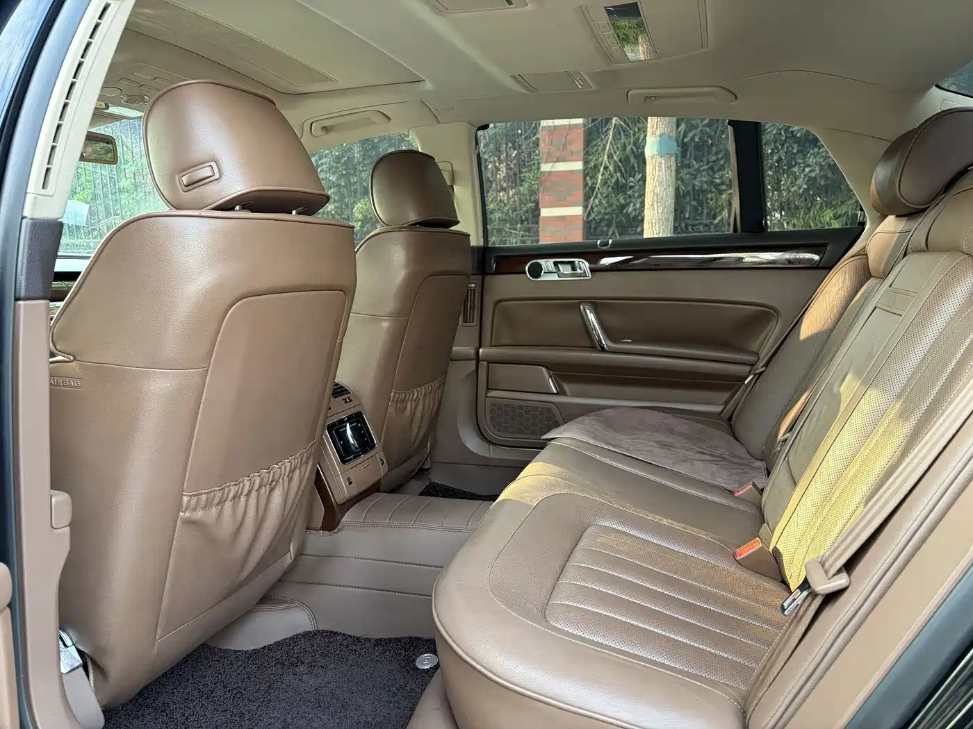 2016 Volkswagen Phaeton