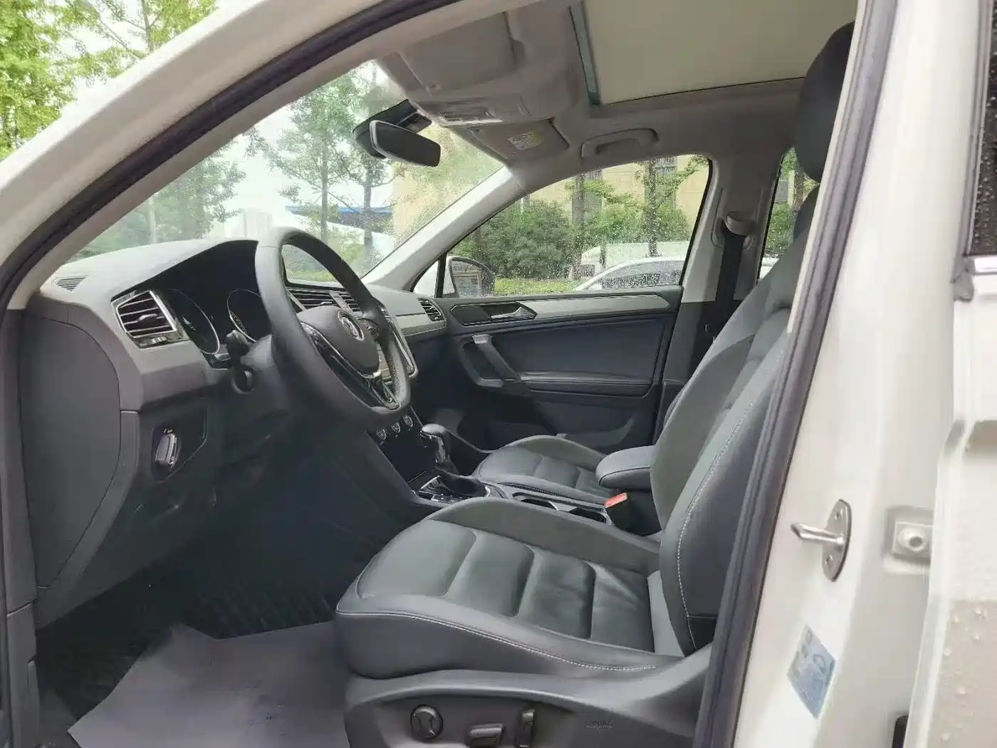 Volkswagen Tiguan L 2017 380TSI Automatic 4WD Flagship Edition фото 5