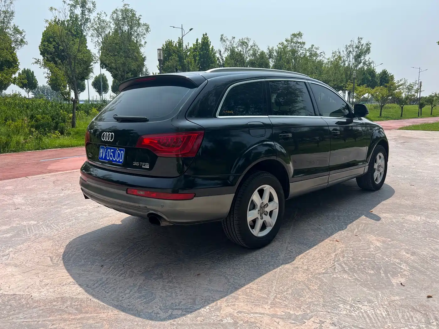 Photo 6 - Audi Q7