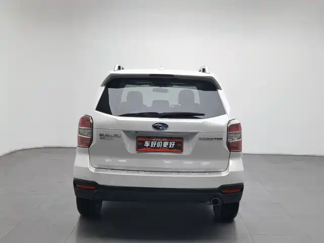 Subaru Forester 2015 2.0i Special Commemorative Edition — фото 4