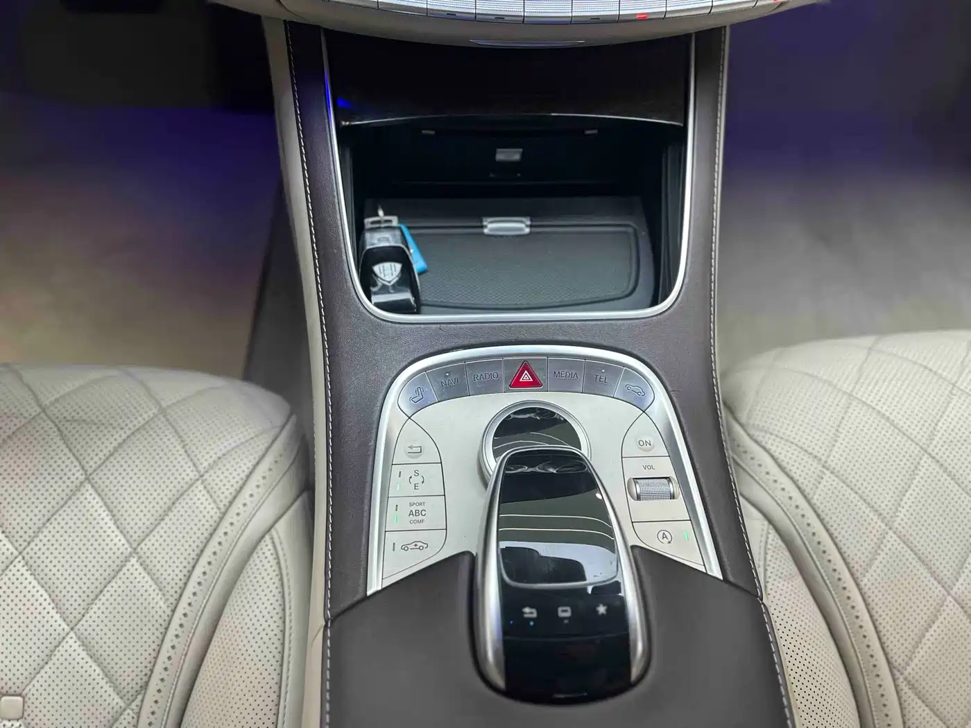Mercedes-Benz Maybach S-Class 2015 S 600 фото 17