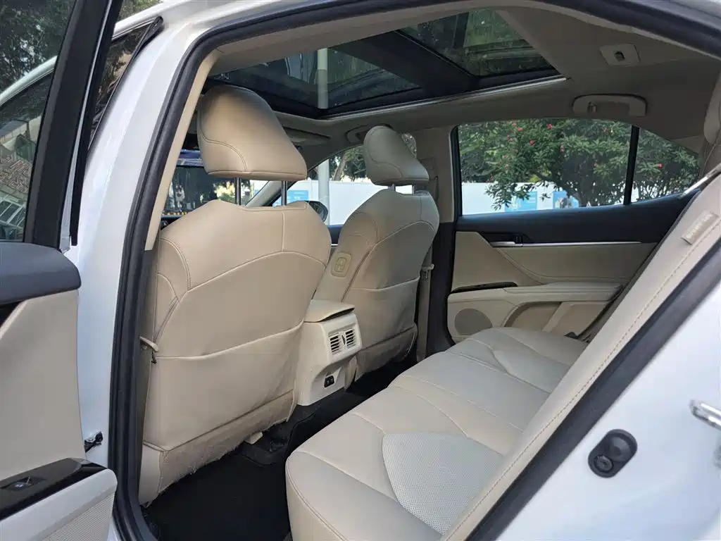 Toyota Camry 2019 Facelift 2.5G Luxury Edition фото 13
