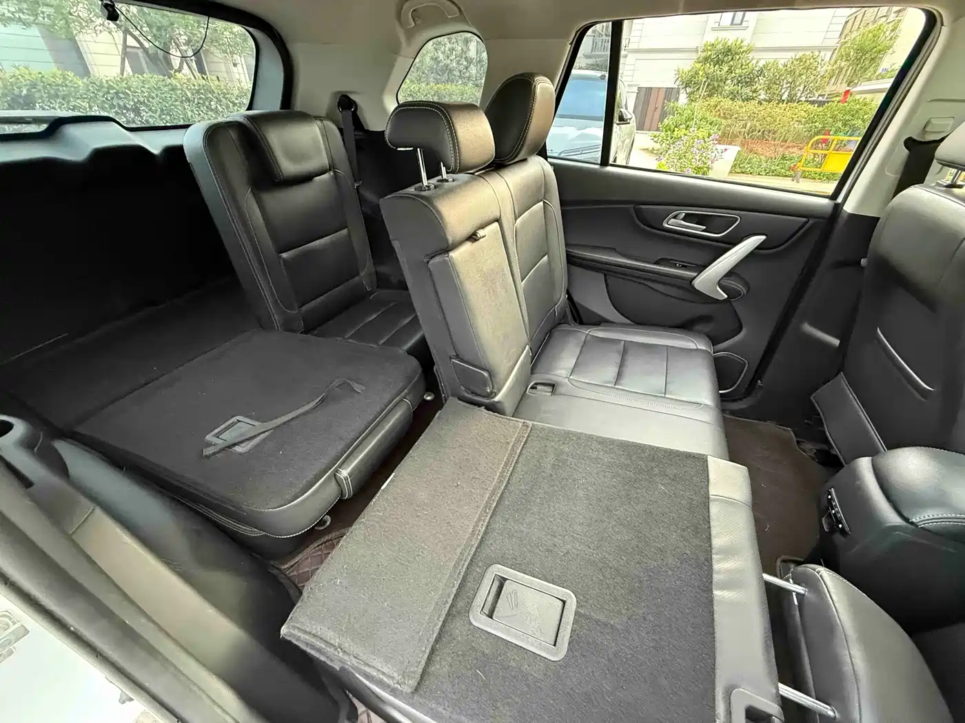SWM Motor SWM X7 2017 2016 1.5T Manual Luxury 7-Seater